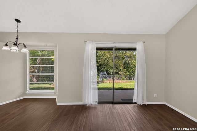 5411 Encanta Property Photo 6