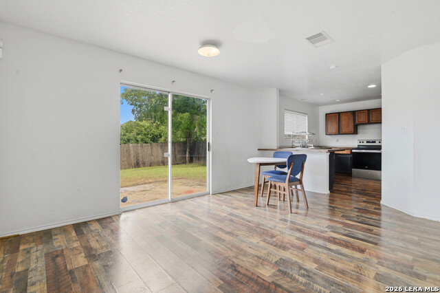 10102 Southern Sun Property Photo 9