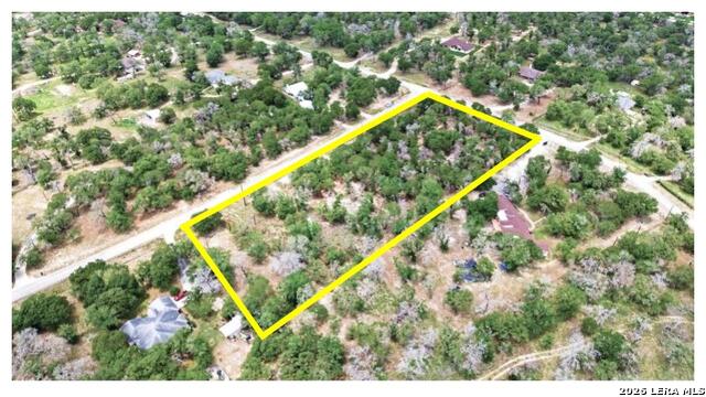 105 Scenic Oak Dr Property Photo 5