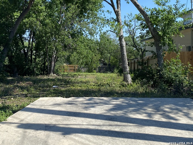 141 Jemison Property Photo 3