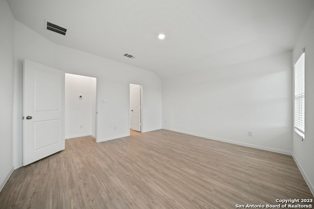 9105 Navarro Vista Property Photo 17