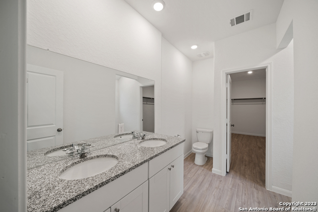 9105 Navarro Vista Property Photo 18