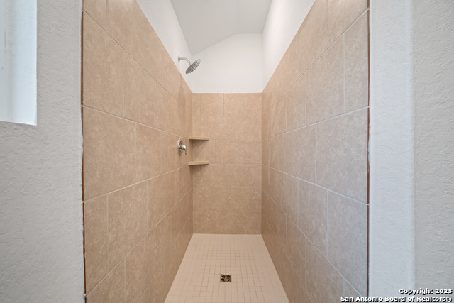 9105 Navarro Vista Property Photo 19