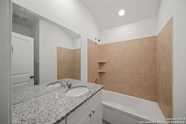 9105 Navarro Vista Property Photo 23