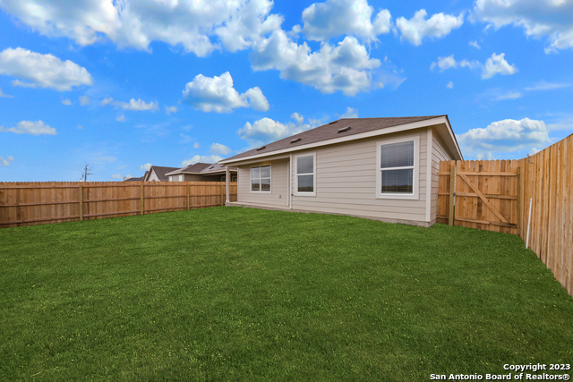 9105 Navarro Vista Property Photo 27