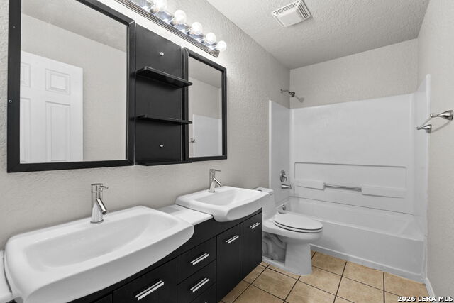 6726 Raintree Path Property Photo 18