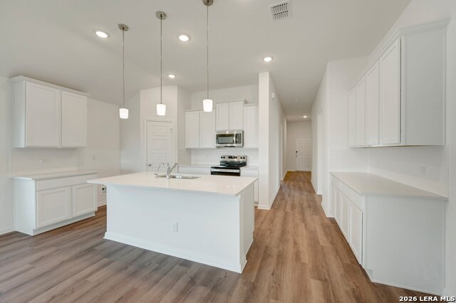 2848 Cavern Grove Property Photo 5