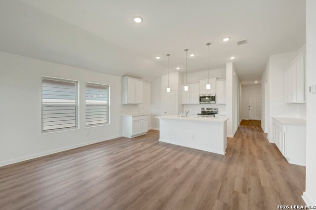 2848 Cavern Grove Property Photo 7