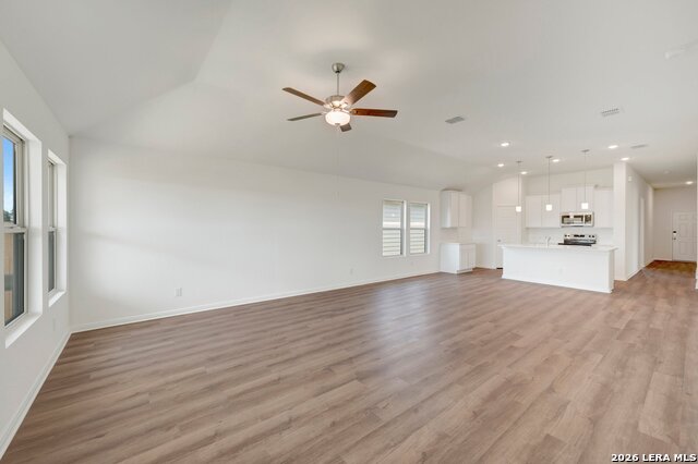 2848 Cavern Grove Property Photo 15