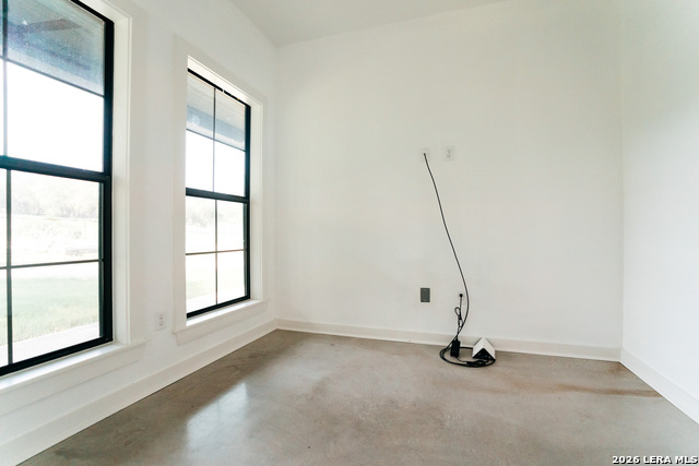 401 Pr 2410 Property Photo 36