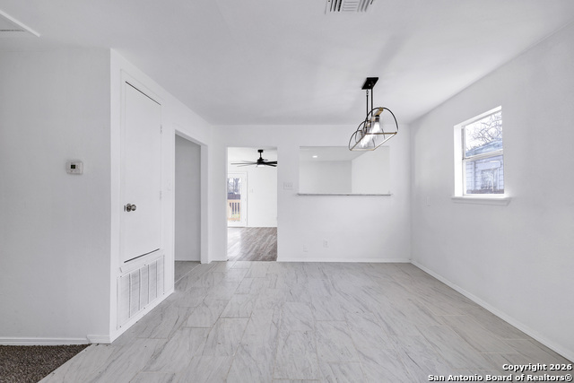 1112 Gladstone Property Photo 8