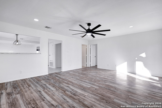 1112 Gladstone Property Photo 11