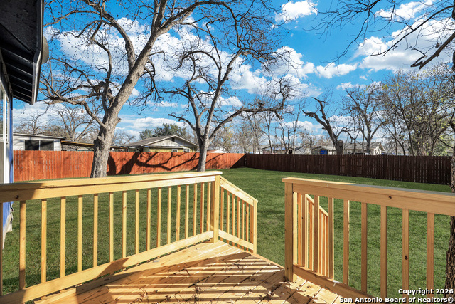 1112 Gladstone Property Photo 16