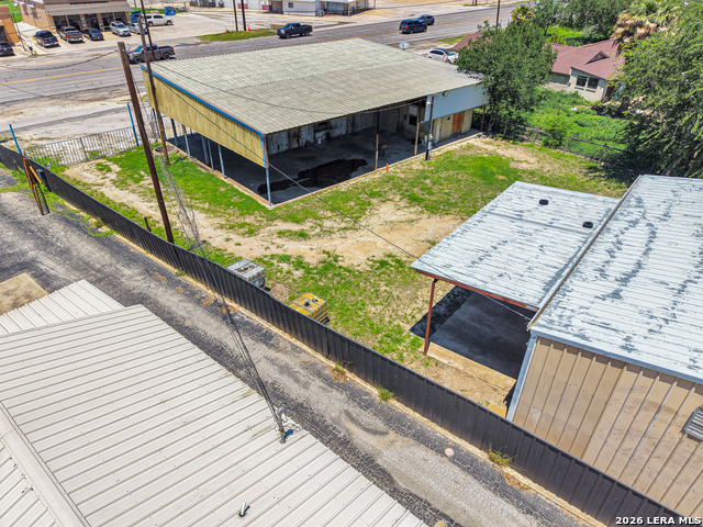 710 N Teel Property Photo 10