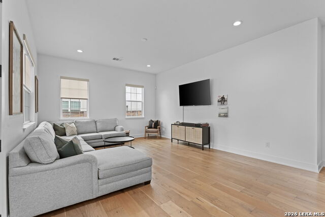 415 Alexander Ave Property Photo 21