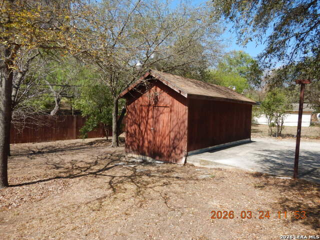 122 Downing Property Photo 6