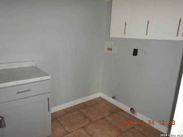 122 Downing Property Photo 13