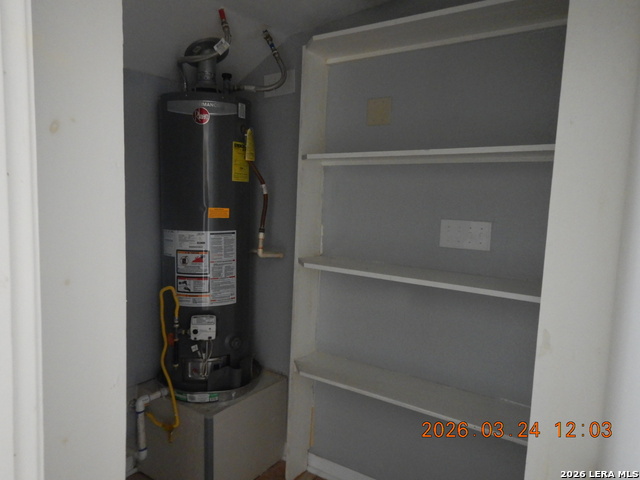 122 Downing Property Photo 14