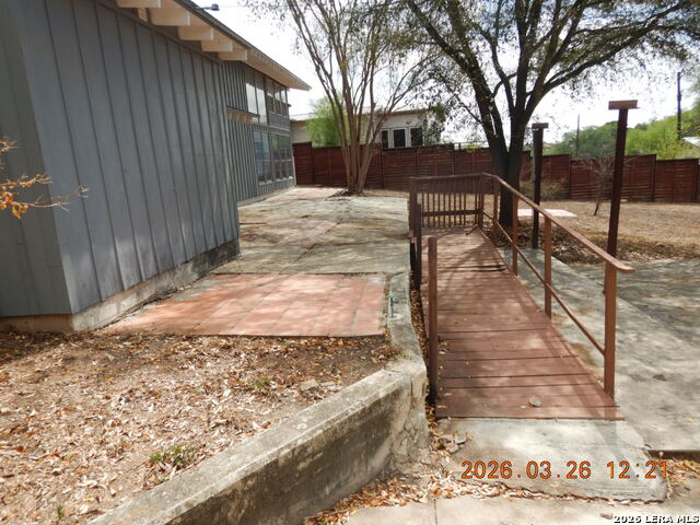 122 Downing Property Photo 40