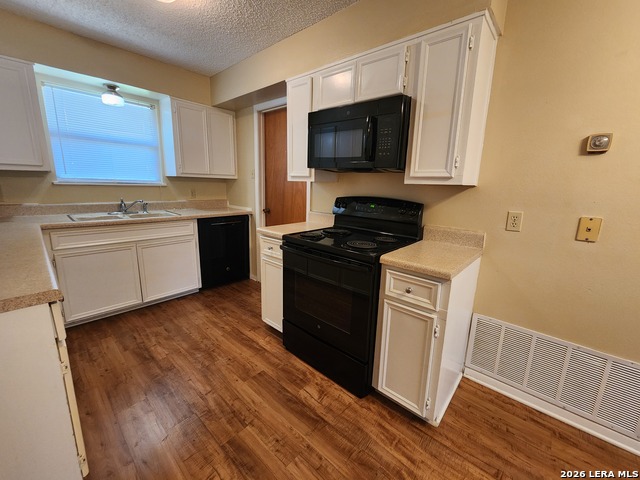 929 Ohio St Property Photo 10