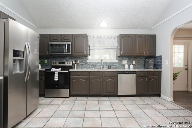 9011 Welles Way Property Photo 6