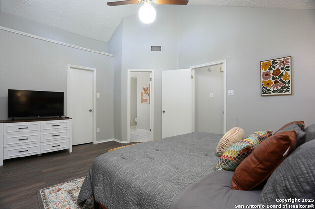 9011 Welles Way Property Photo 13
