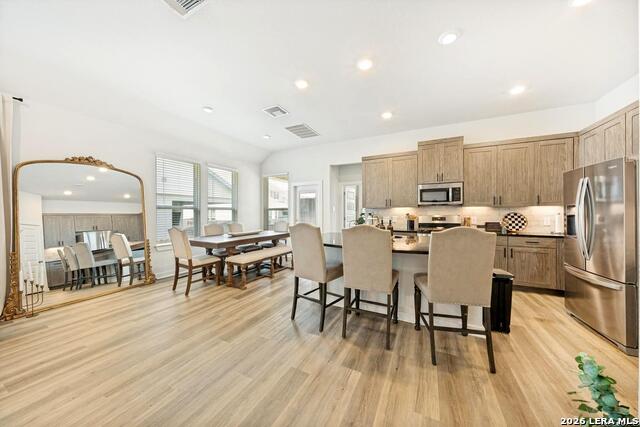 1617 Craftsman Property Photo 1