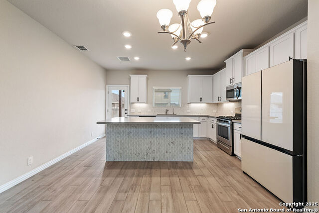 2058 Egret Ave Property Photo 9