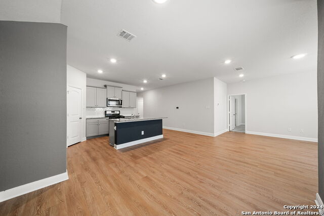 1080 Amble Oak Property Photo 8
