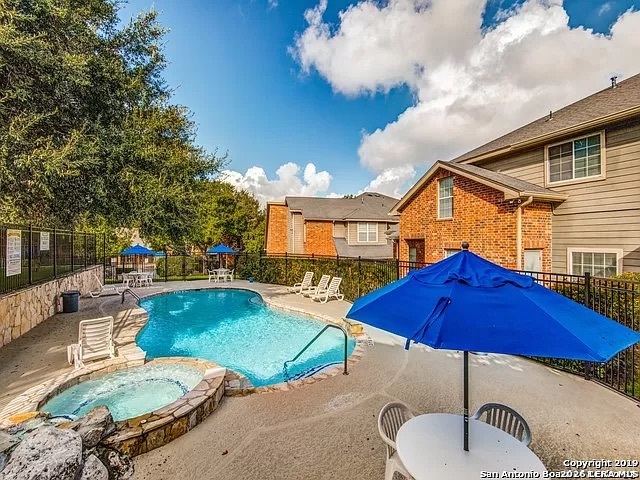 30 Chapel Hill Property Photo 23