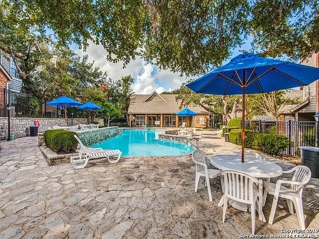 30 Chapel Hill Property Photo 24