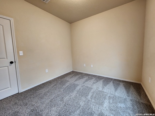 712 Creekside Cir Property Photo 28