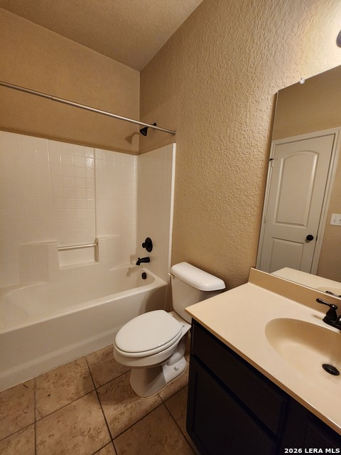 712 Creekside Cir Property Photo 30