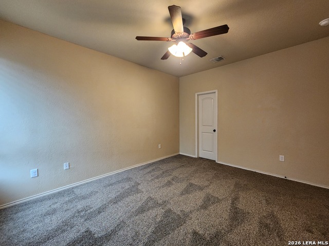 712 Creekside Cir Property Photo 32