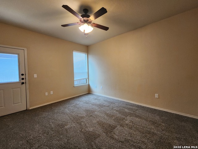 712 Creekside Cir Property Photo 34
