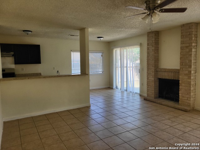 9483 Bowen Dr Property Photo 4
