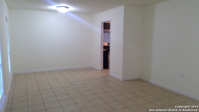 9483 Bowen Dr Property Photo 5
