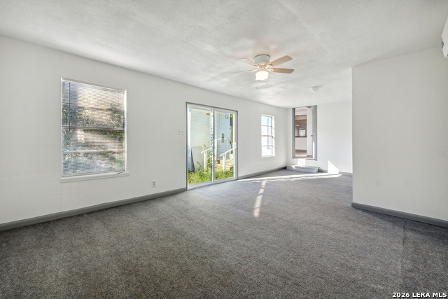 843 Zachry Dr Property Photo 30