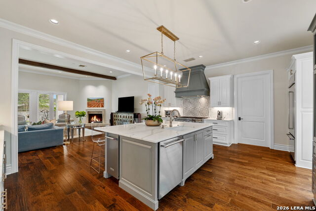 608 Morningside Property Photo 12