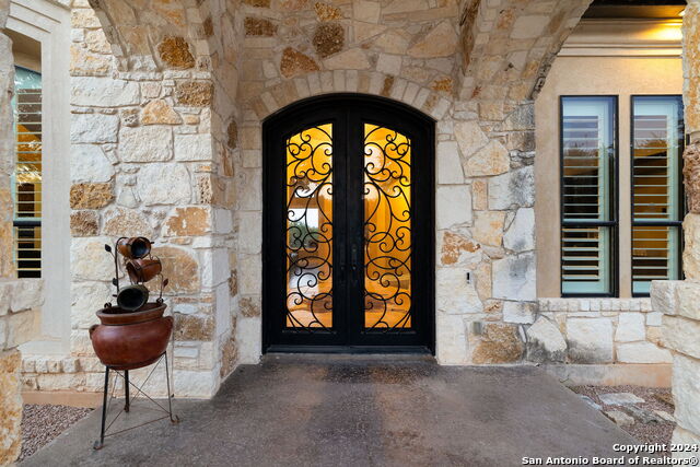 1148 Mission Way Property Photo 10