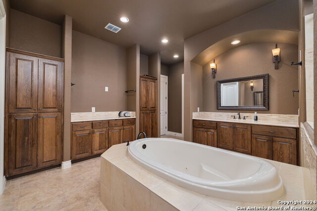 1148 Mission Way Property Photo 33