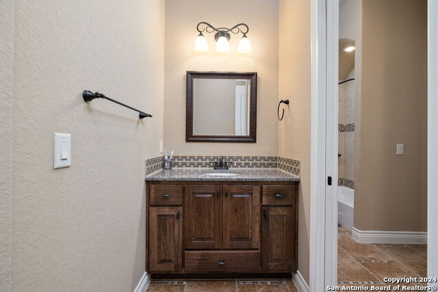 1148 Mission Way Property Photo 43