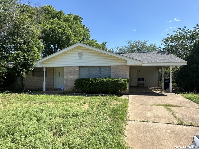 1206 E Comal St Property Photo 1