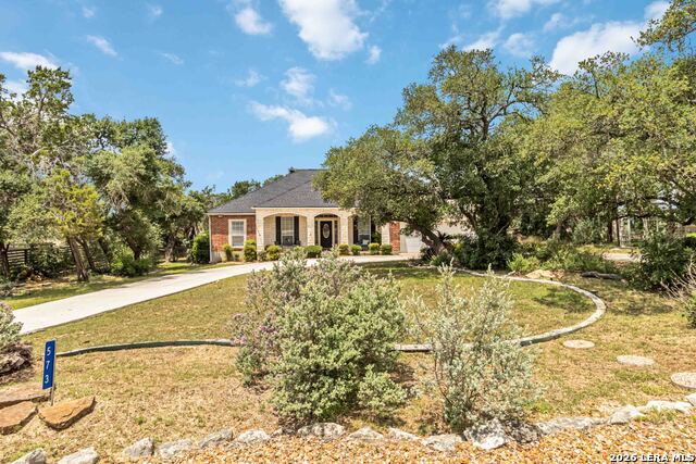 573 Mountain Oaks Dr Property Photo 8