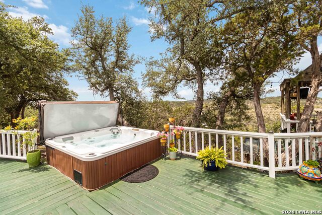 573 Mountain Oaks Dr Property Photo 49