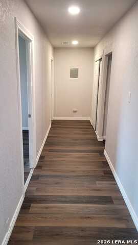 1402 Edris Dr Property Photo 14