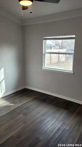 1402 Edris Dr Property Photo 16