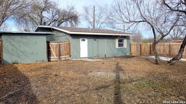 1402 Edris Dr Property Photo 19