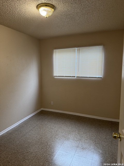 9527 Bear Creek Dr Property Photo 10
