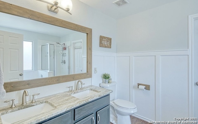 11038 Hillsdale Loop Property Photo 8